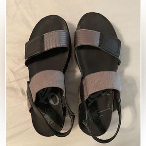 Black OTBT Platform Sandals